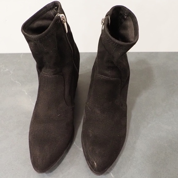 Marc Fisher sz 7.5 Leave2 black suede ankle booties - Picture 6 of 16